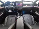 Photo 2 - Kia K5