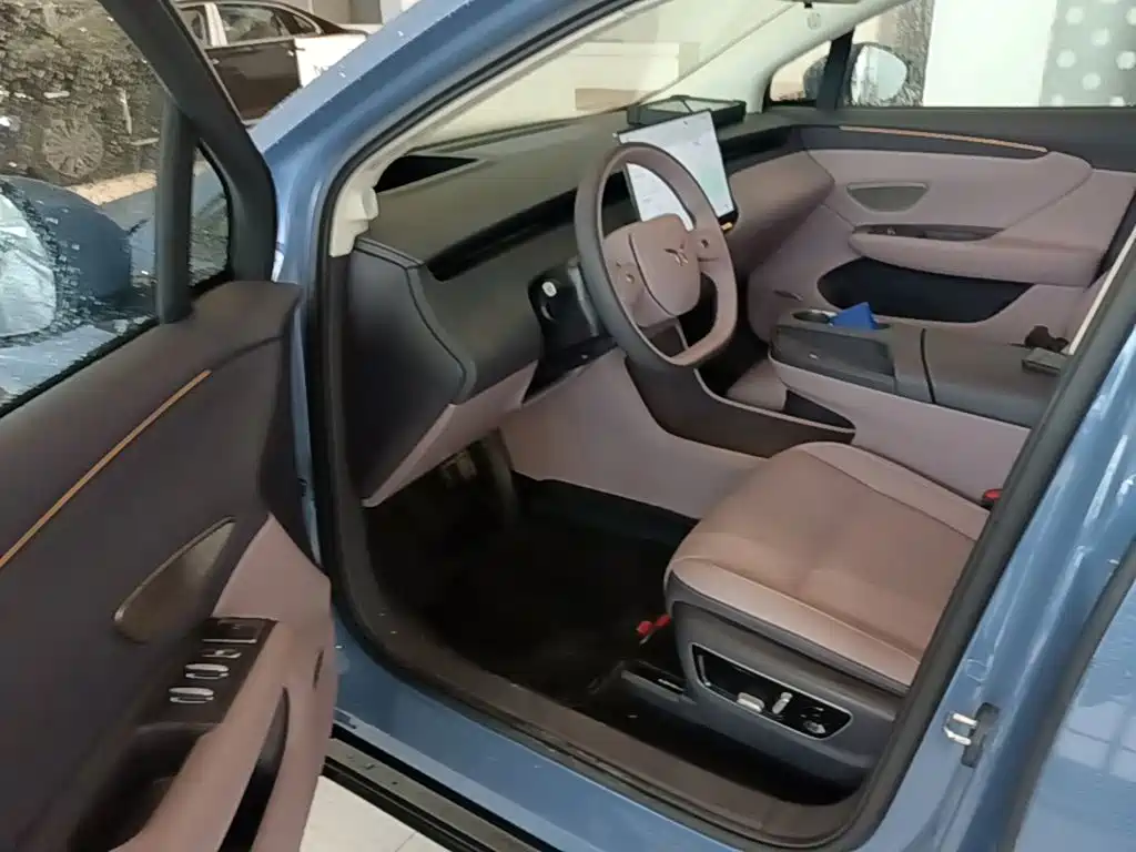 Hongqi Tiangong 06 2025 2025 660 AWD Smart Selection