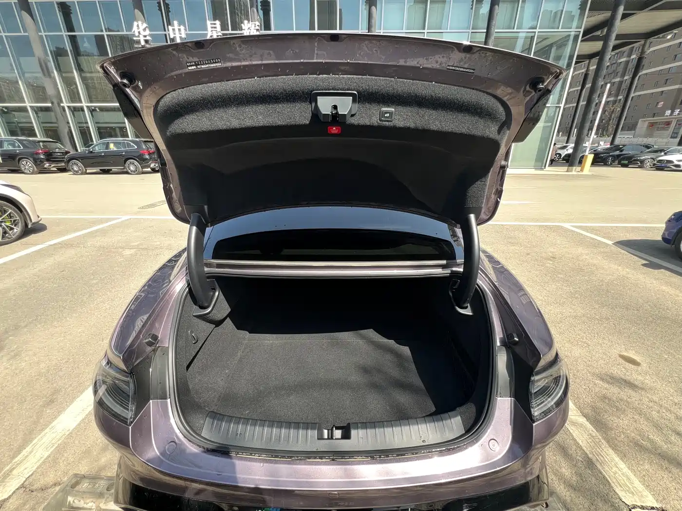 XIAOMI CAR XIAOMI SU7