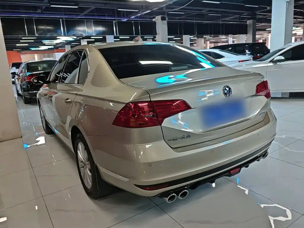 Photo 5 - Volkswagen Bora