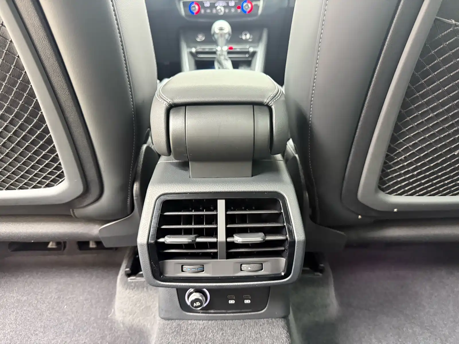 Photo 13 - Audi Q3