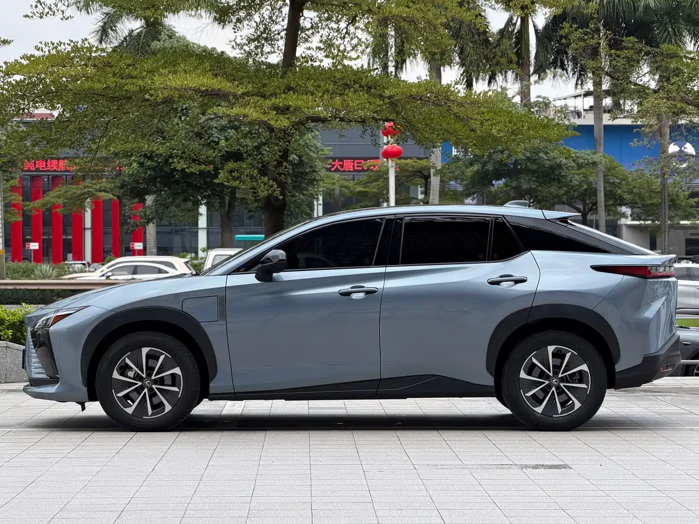 Lexus RZ 2023 2023 450e 4WD Deluxe
