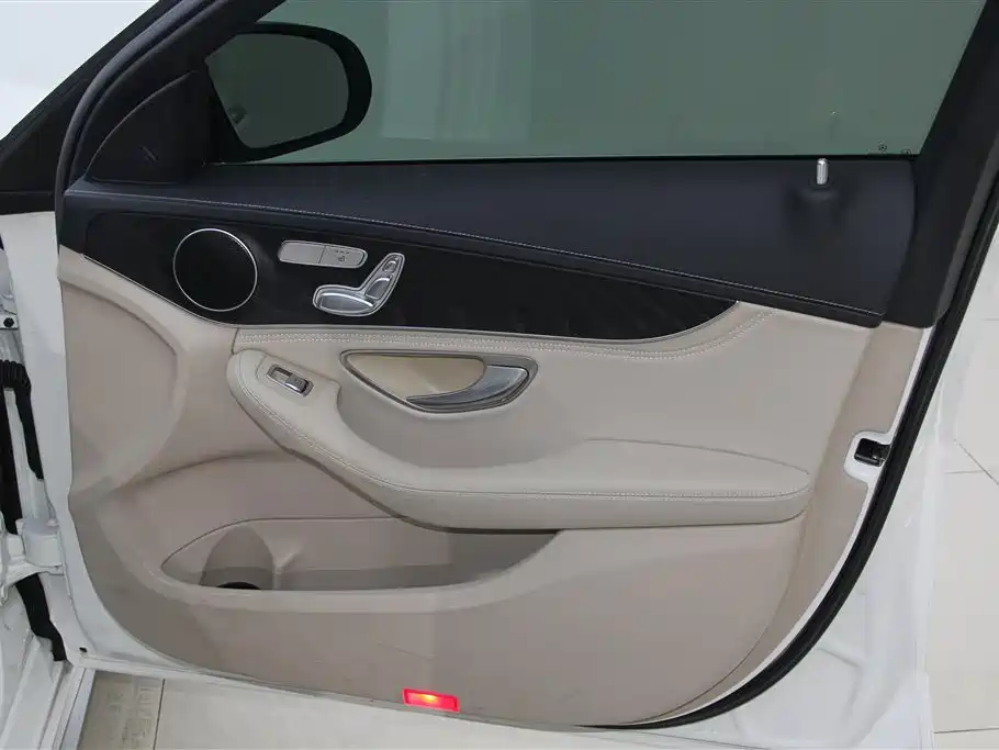Mercedes-Benz C-Class 2019 Facelift C 260 L Sport фото 25