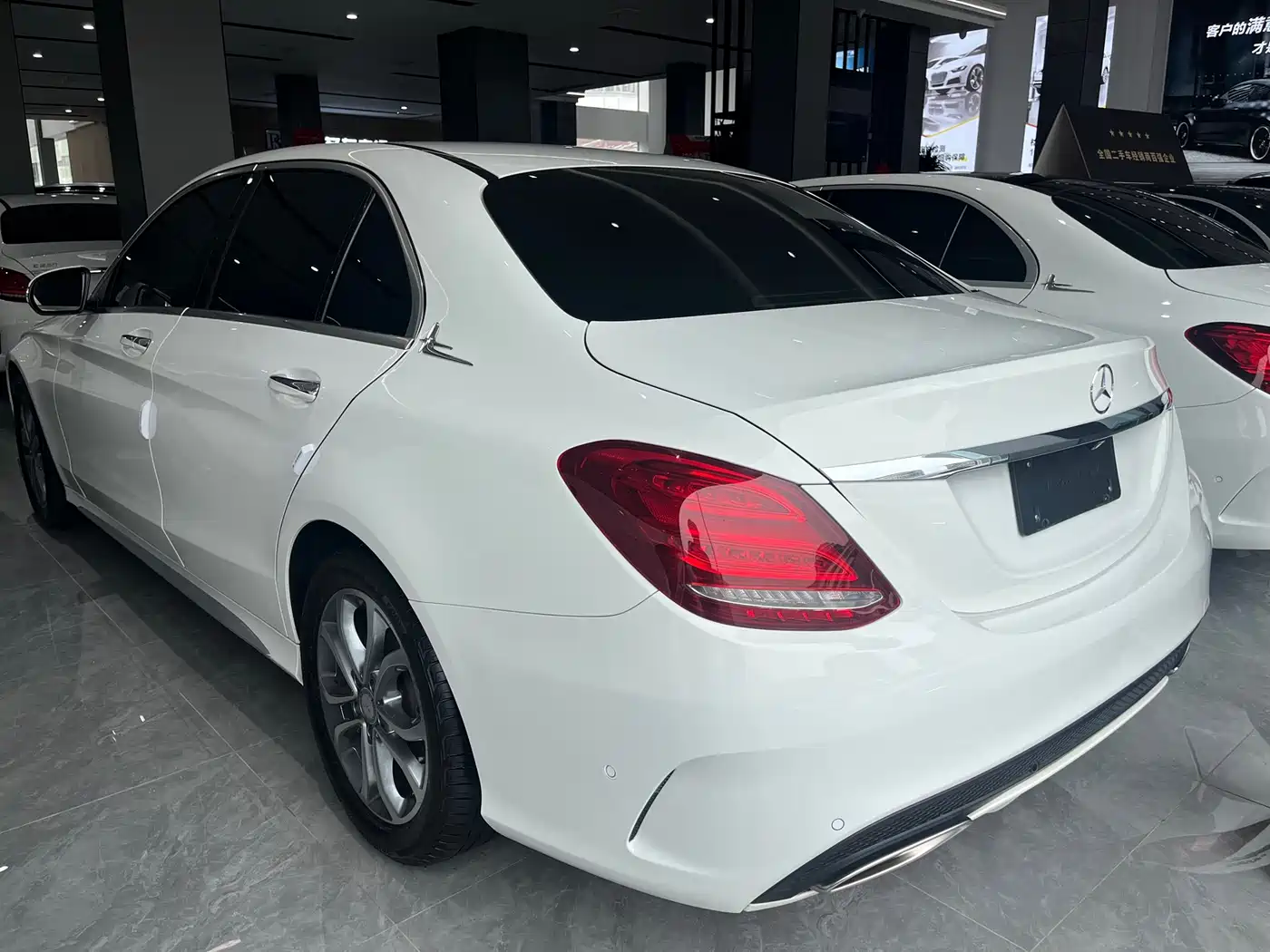 Mercedes-Benz C-Class 2017 C 180 L Sport фото 7