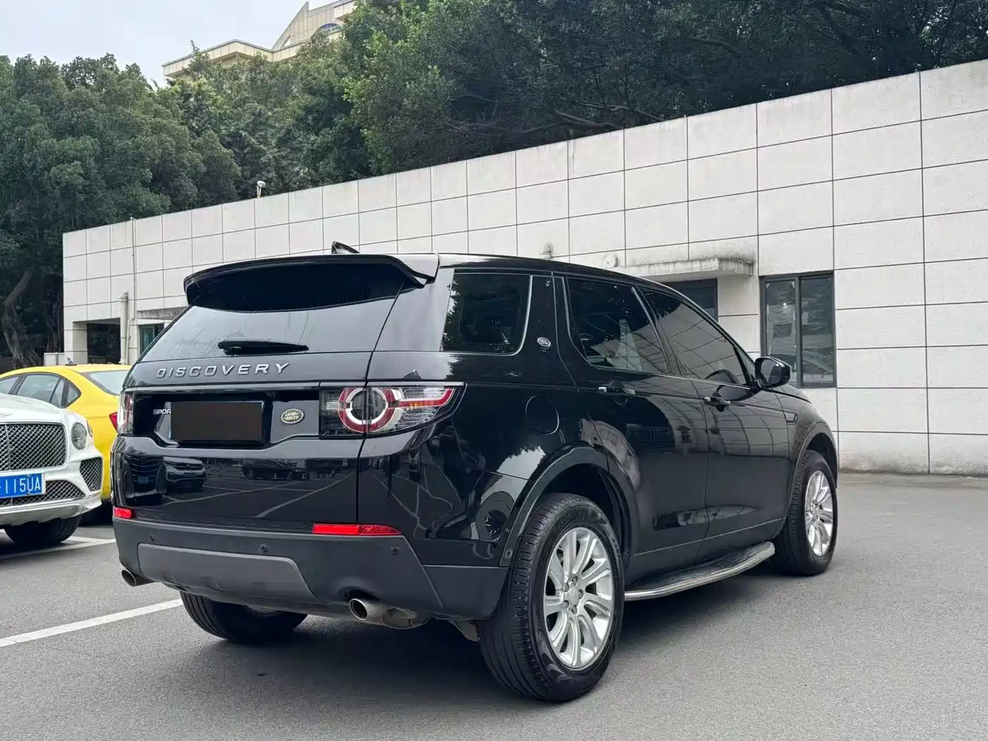 Land Rover Discovery Sport 2019 240PS SE Edition China V фото 8