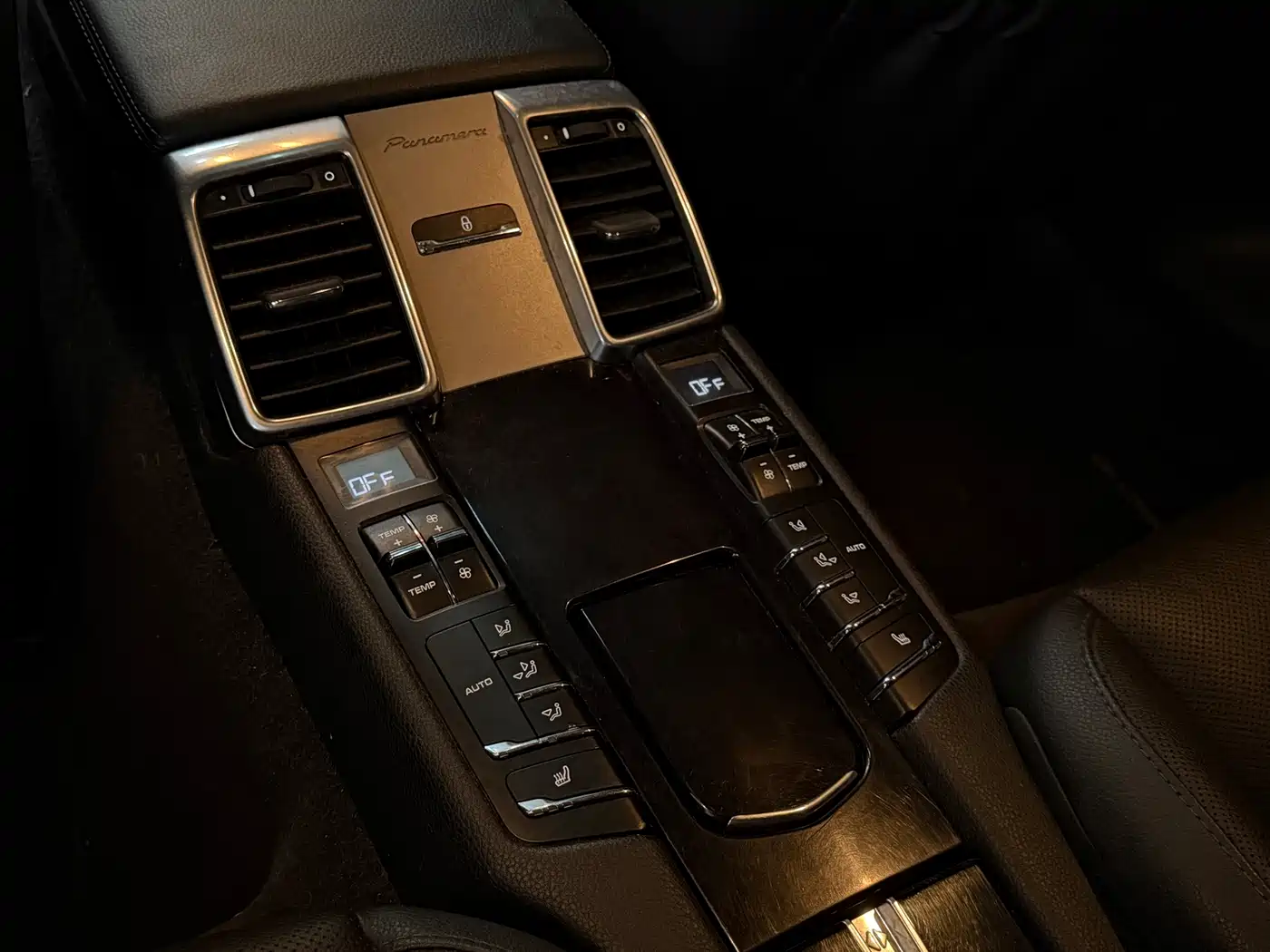 Porsche Panamera 2014 Panamera 3.0T фото 14