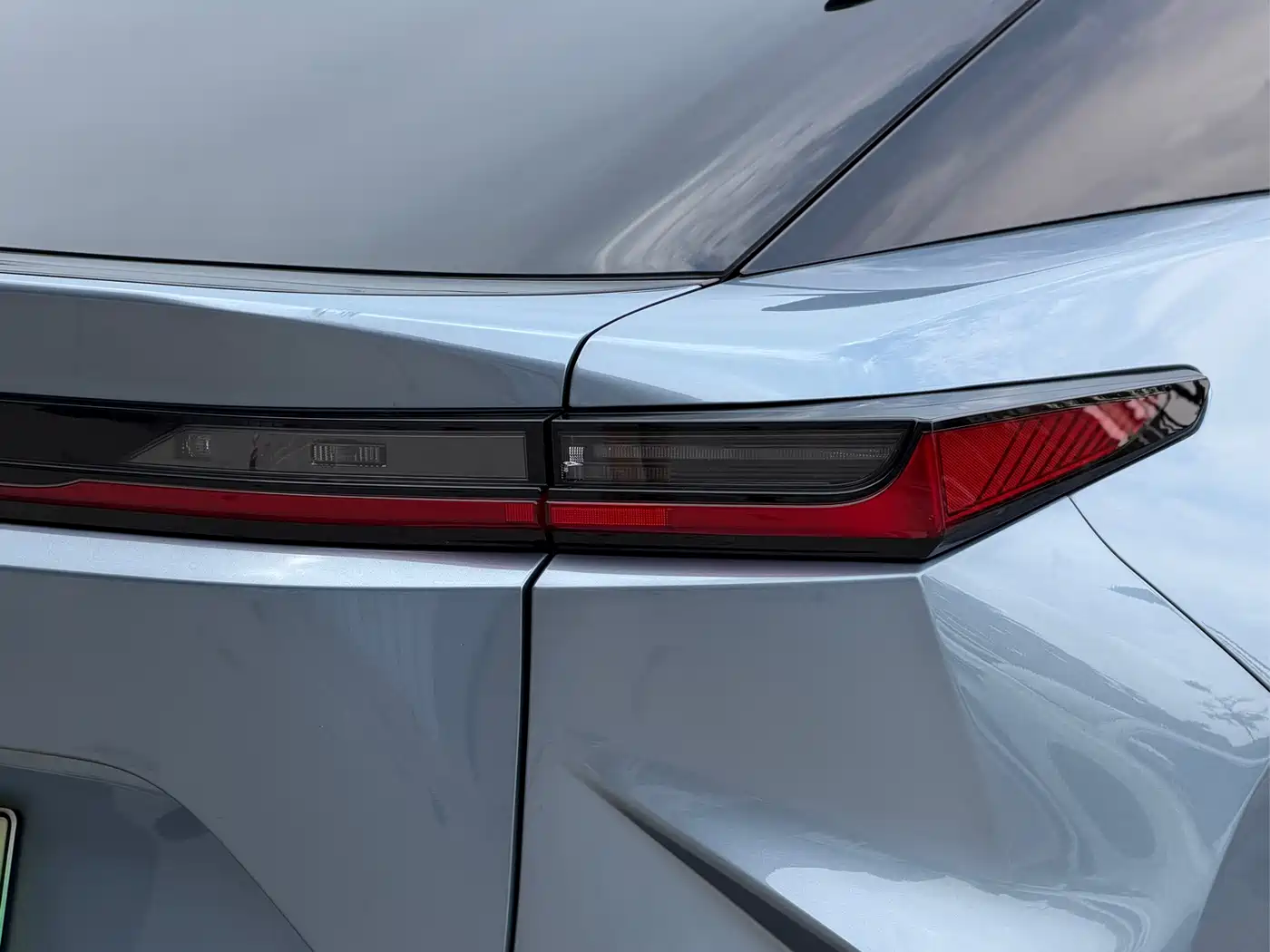 Lexus RZ 2023 2023 450e 4WD Deluxe