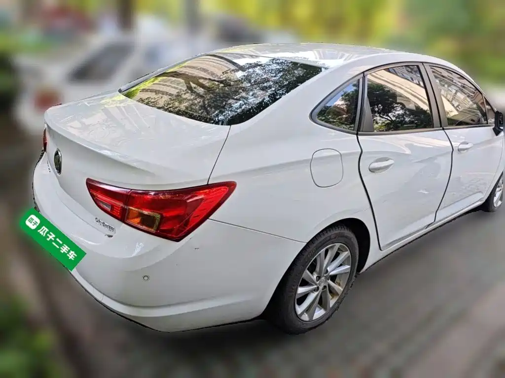 Фото 6 - Buick Verano