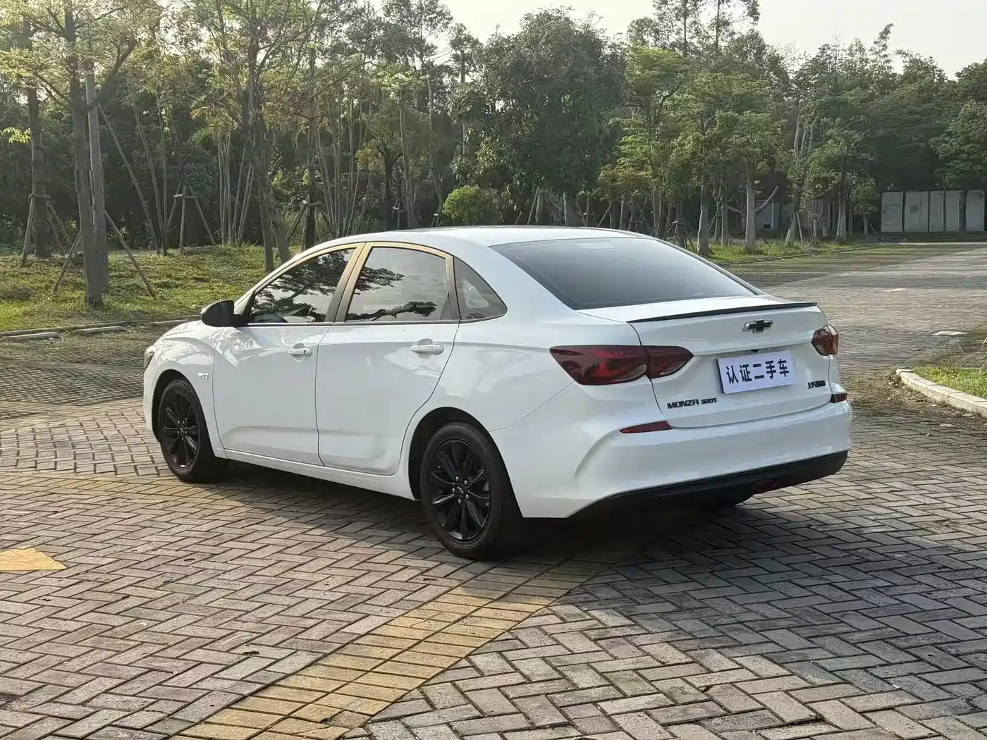 Chevrolet Monza 2020 Mild Hybrid Redline 320T Dual-Clutch Refreshing Edition фото 14