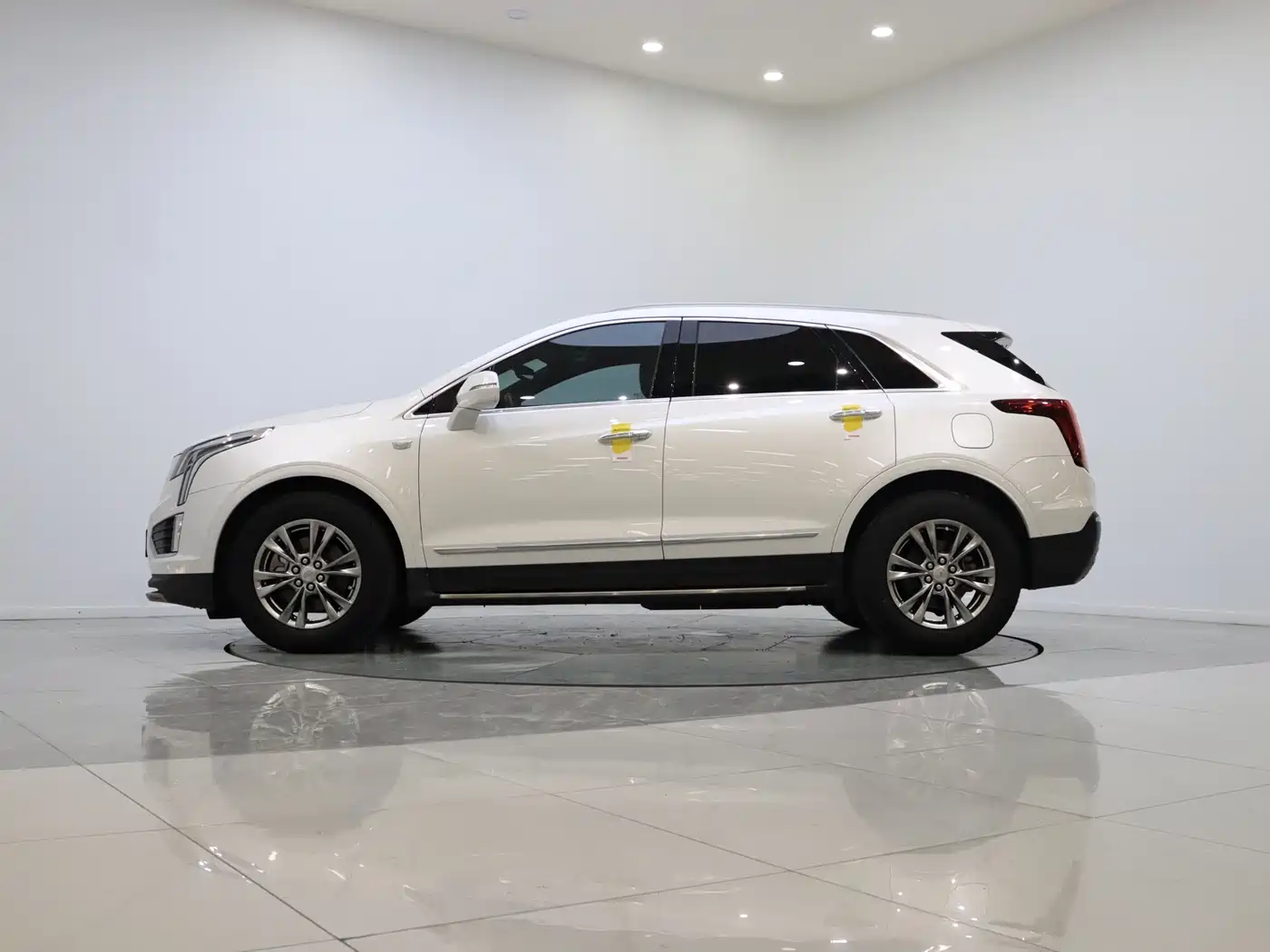 Cadillac XT5 2020 28T Luxury Model фото 17