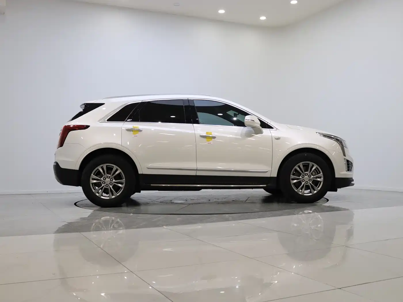 Cadillac XT5 2020 28T Luxury Model фото 3