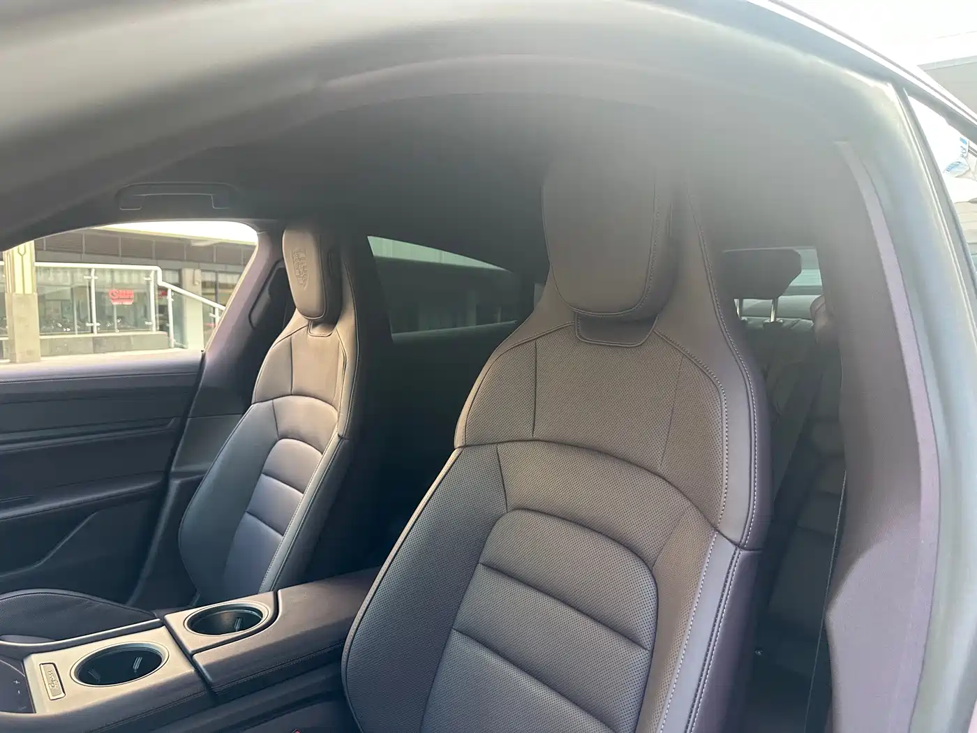 Porsche Taycan 2020 Taycan фото 11