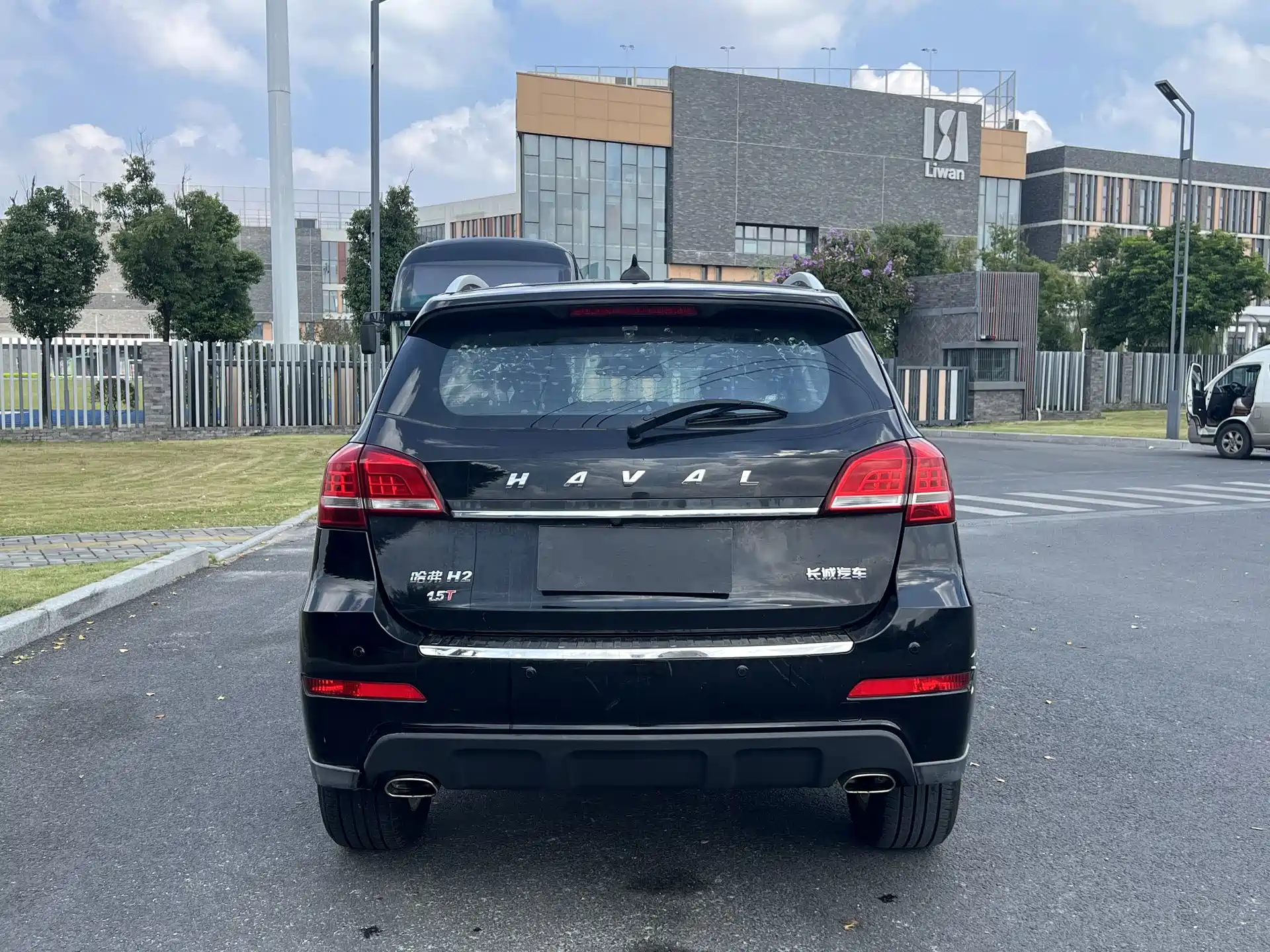 Фото 4 - Haval H2