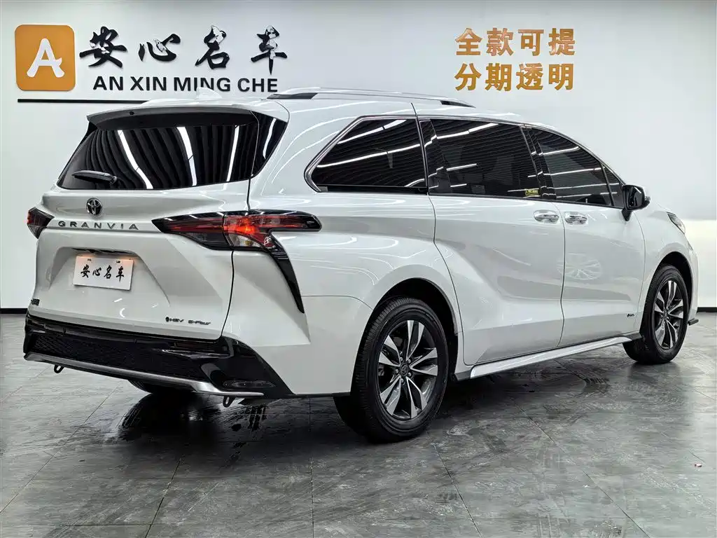 TOYOTA GREVIA