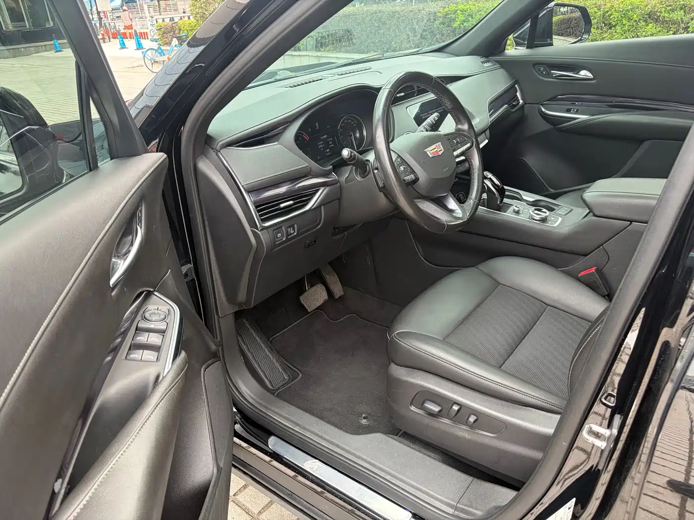 CADILLAC XT4