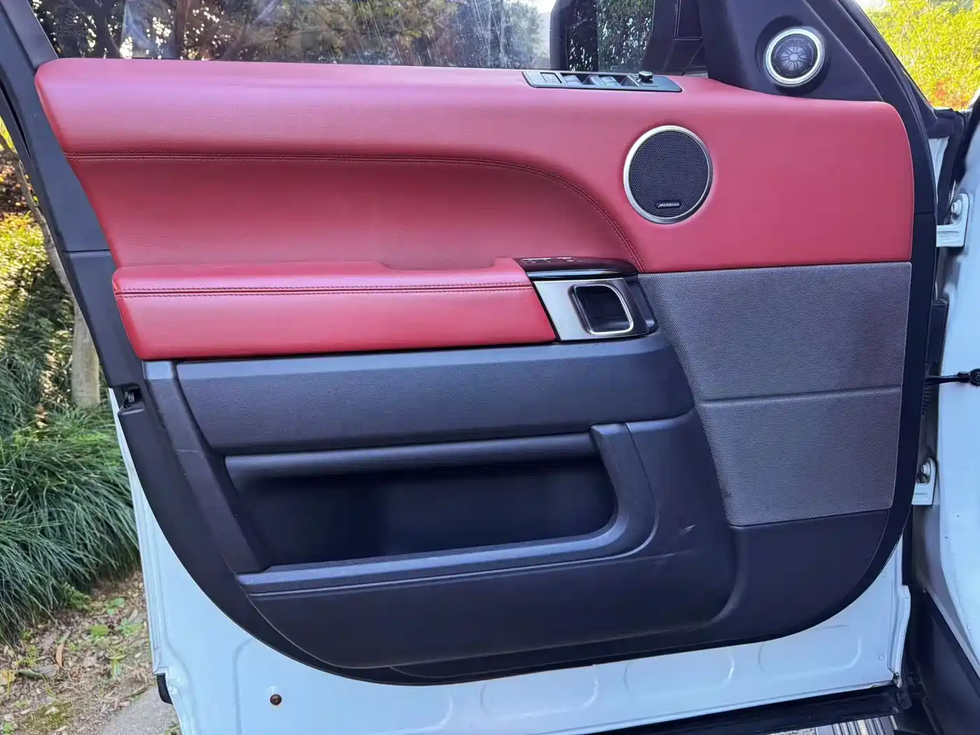 Land Rover Range Rover Sport 2014 3.0 SC V6 HSE фото 8