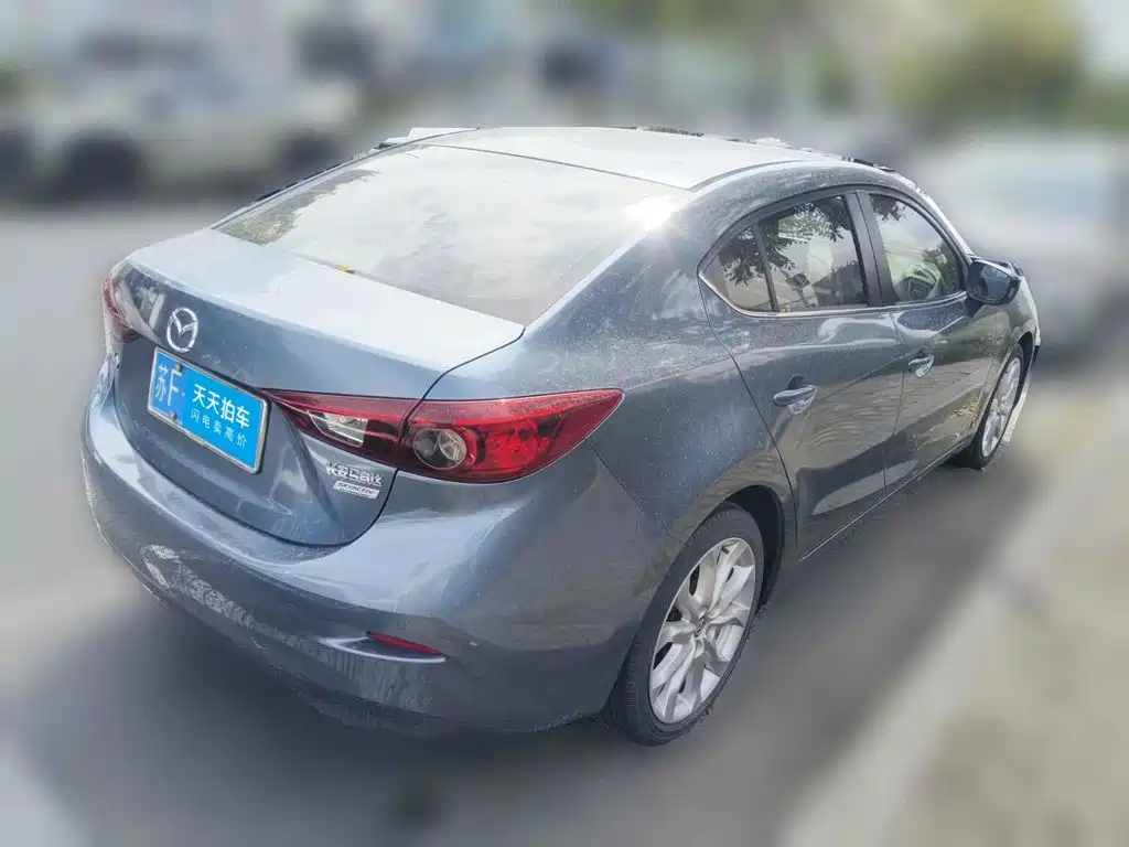 Photo 5 - Mazda Mazda 3