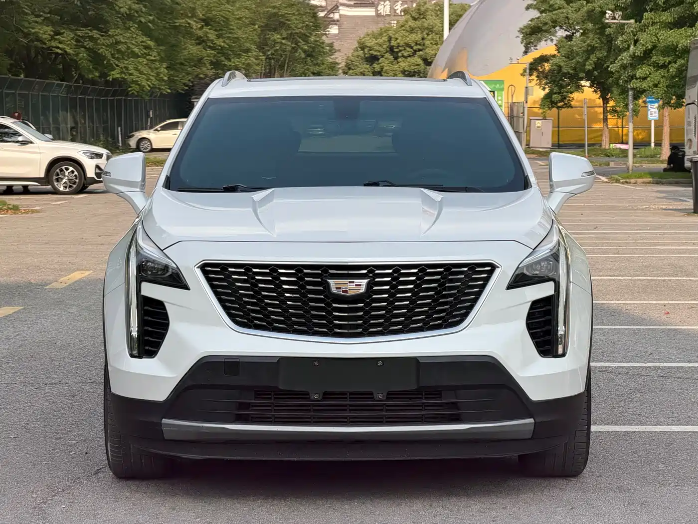 Cadillac XT4 2020 28T FWD Leading Trim фото 2