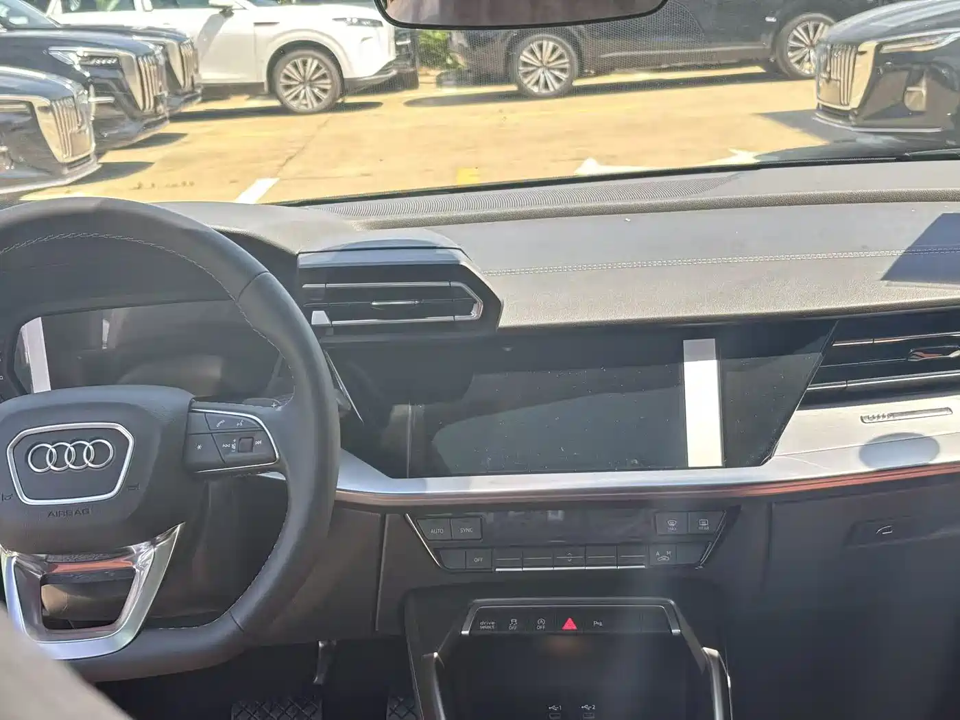 Audi A3 2025 Facelift A3L Limousine 35TFSI Flying Spur Premium + Luxury Selection Package фото 9