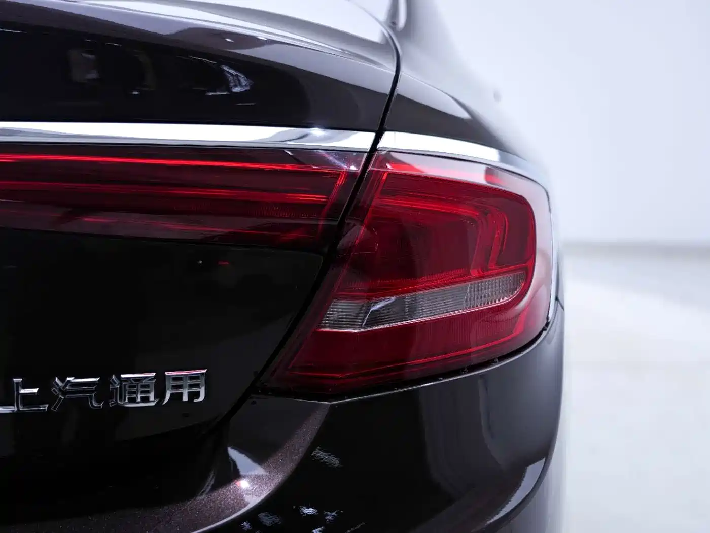 Buick LaCrosse 2018 Model 20T Elite Edition фото 11