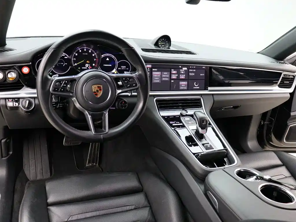 Porsche Panamera New Energy 2018 Panamera 4 E-Hybrid 2.9T фото 7
