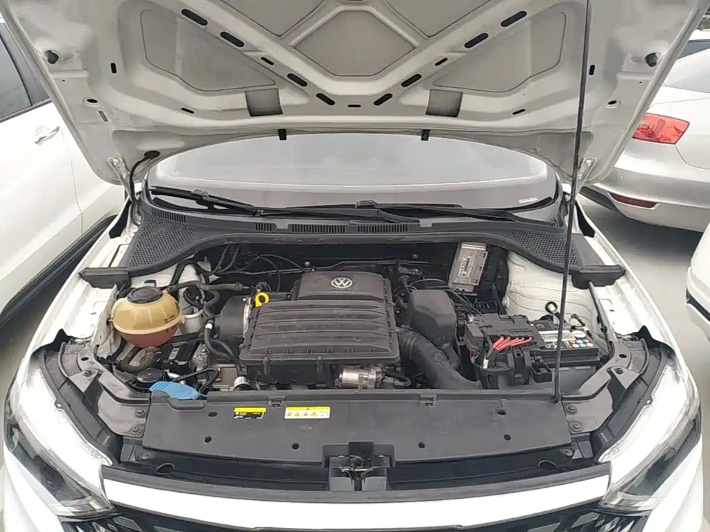 Photo 20 - Jetta VA3