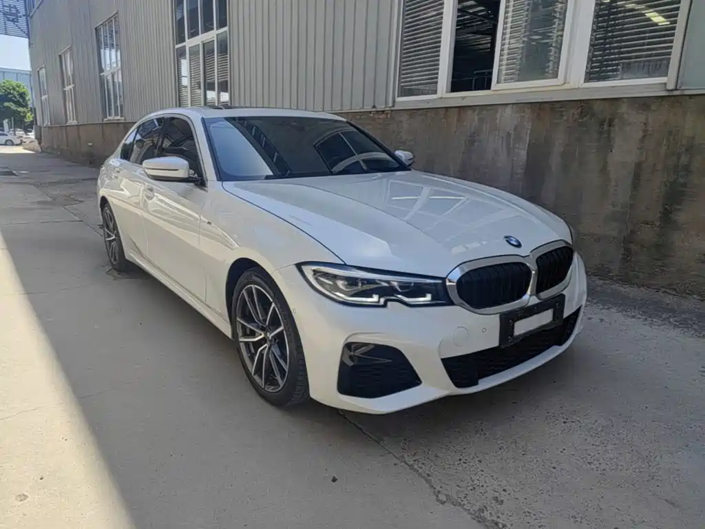 BMW 3-SERIES