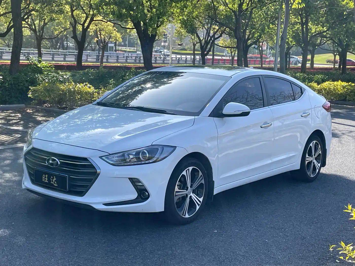 Hyundai Elantra 2018 1.4T DCT Dynamic·Vitality Model