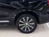 Фото 18 - Volvo XC90