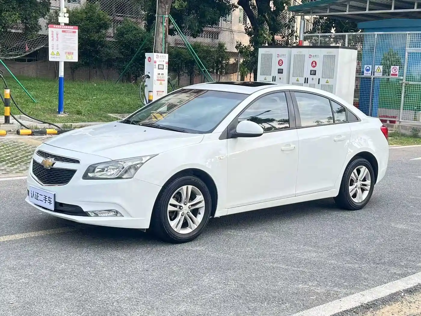 Chevrolet Cruze 2015 1.5L Classic SE AT