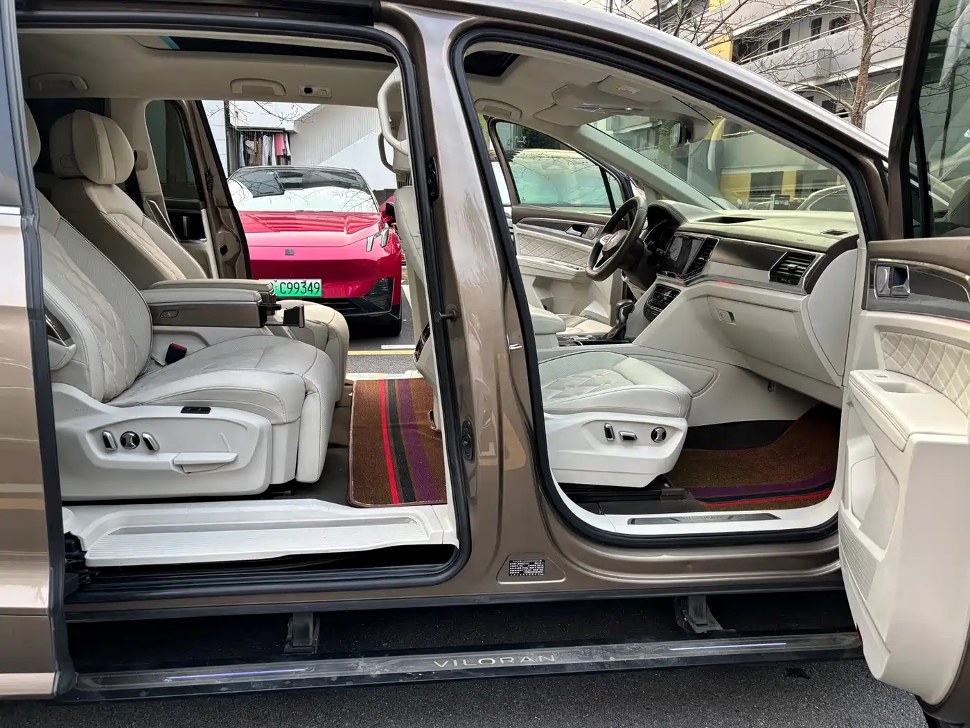 Volkswagen Viloran 2020 380TSI Premium фото 7