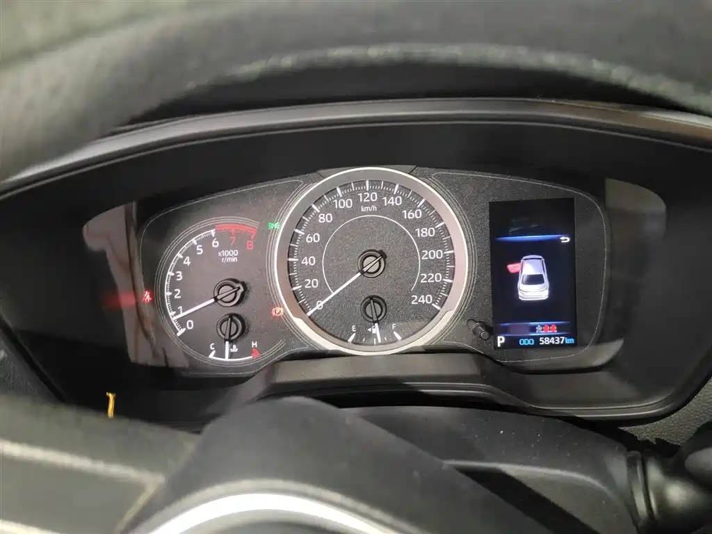 Toyota Corolla 2021 1.2T S-CVT Pioneer Edition фото 4