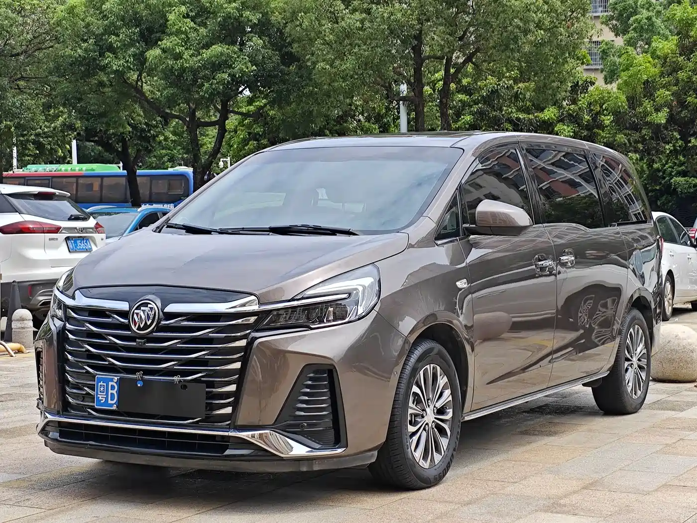 BUICK GL8