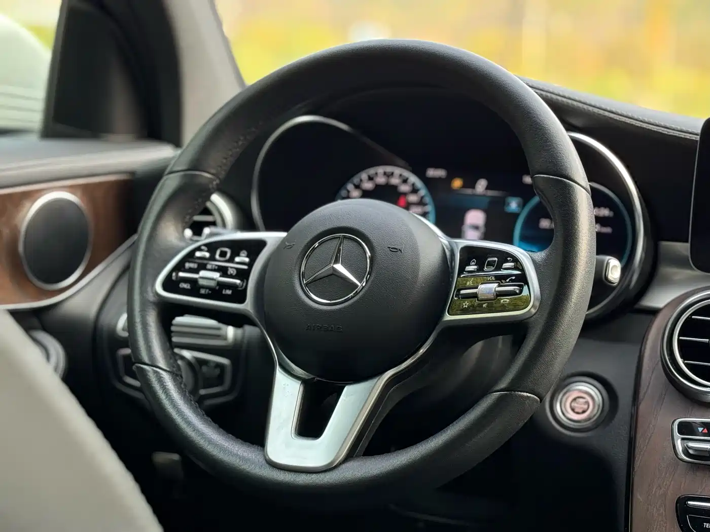 Mercedes-Benz GLC 2020 Facelift GLC 260 L 4MATIC Luxury фото 10