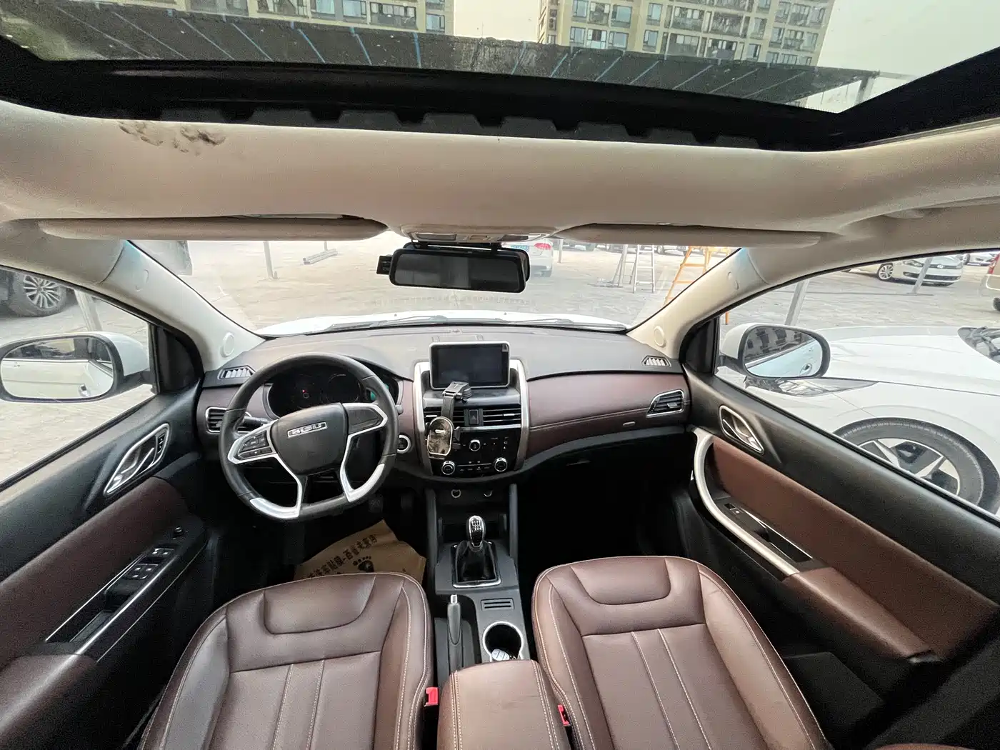 Bisu Auto Bisu T5 2017 2017 1.5T Manual Luxury