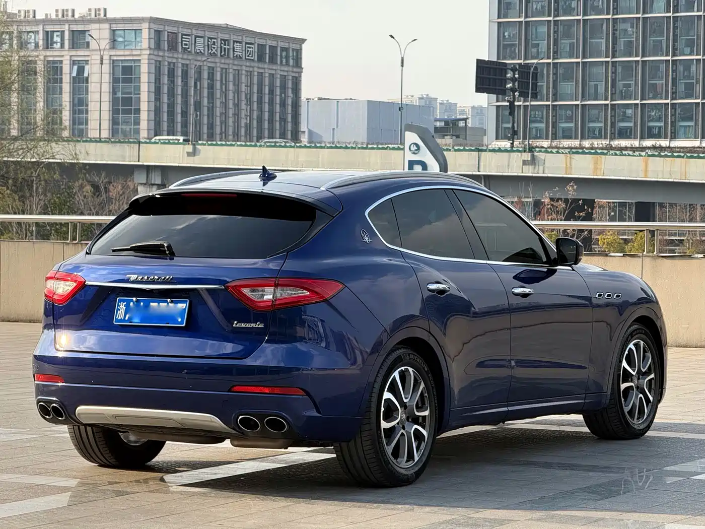 Maserati Levante 2017 2016 3.0T Standard