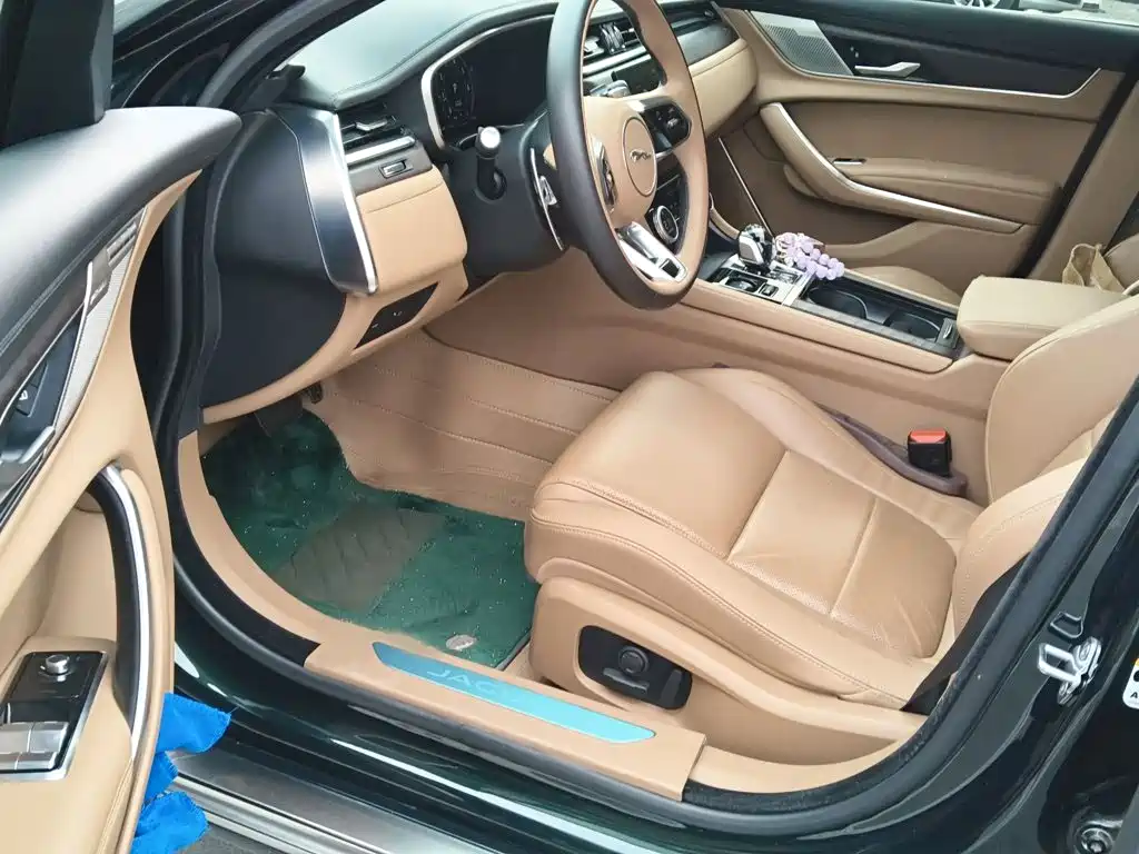 Jaguar XFL 2024 2024 2.0T P250 2WD Premium Luxury