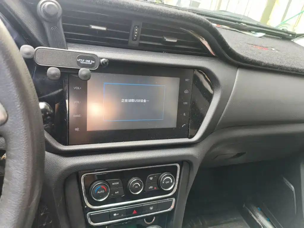 Chery Tiggo 3 2017 2016 1.6L CVT Smart Edition