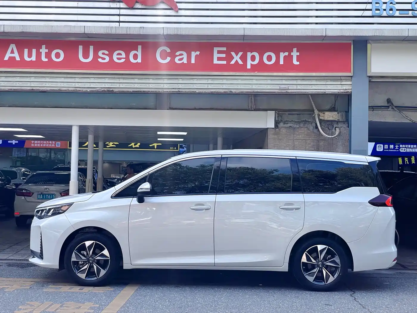 GAC TRUMPCHI TRUMPCHI M6