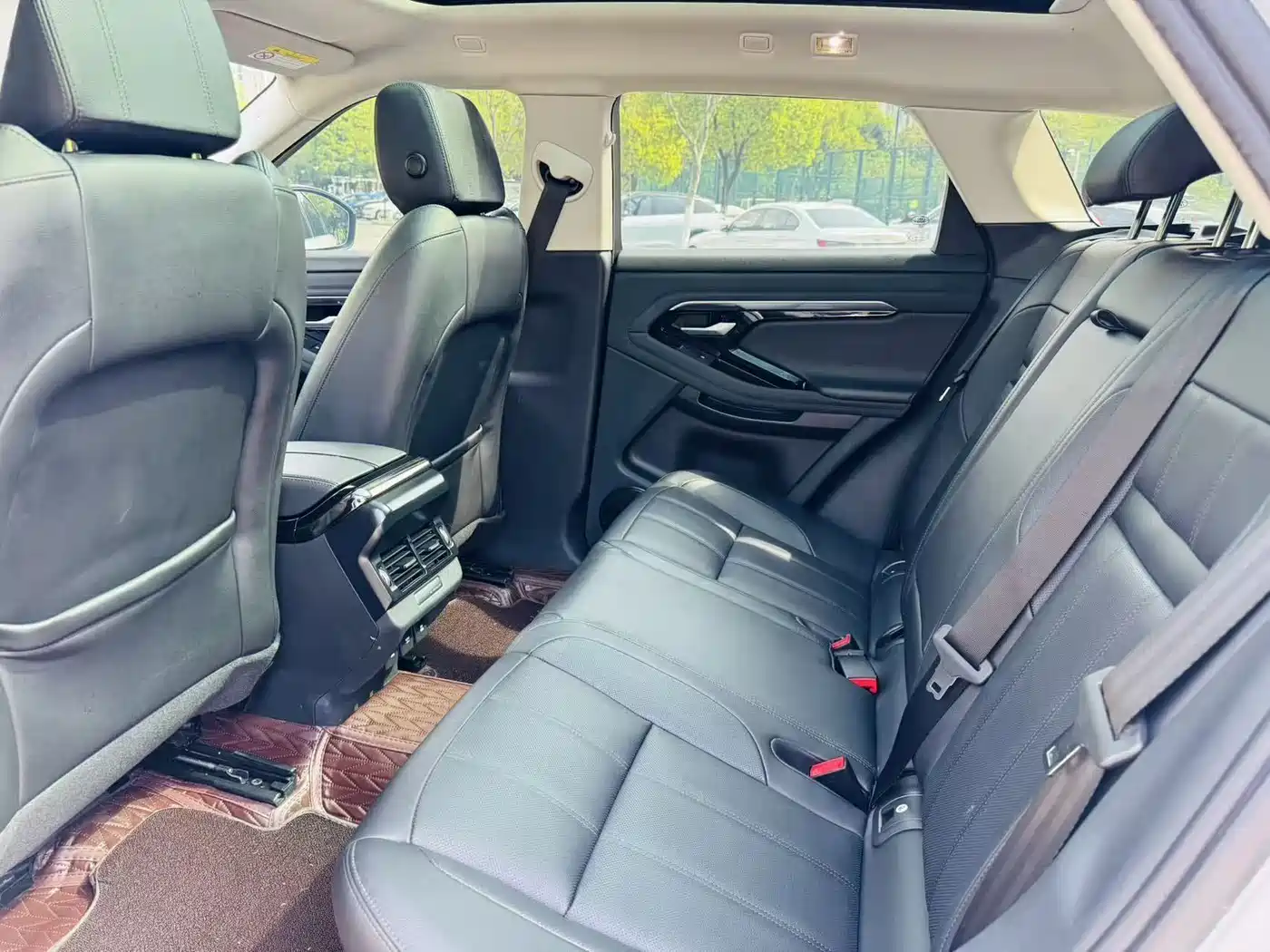 Land Rover Range Rover Evoque 2020 249PS R-DYNAMIC SE Sport Tech Edition фото 13