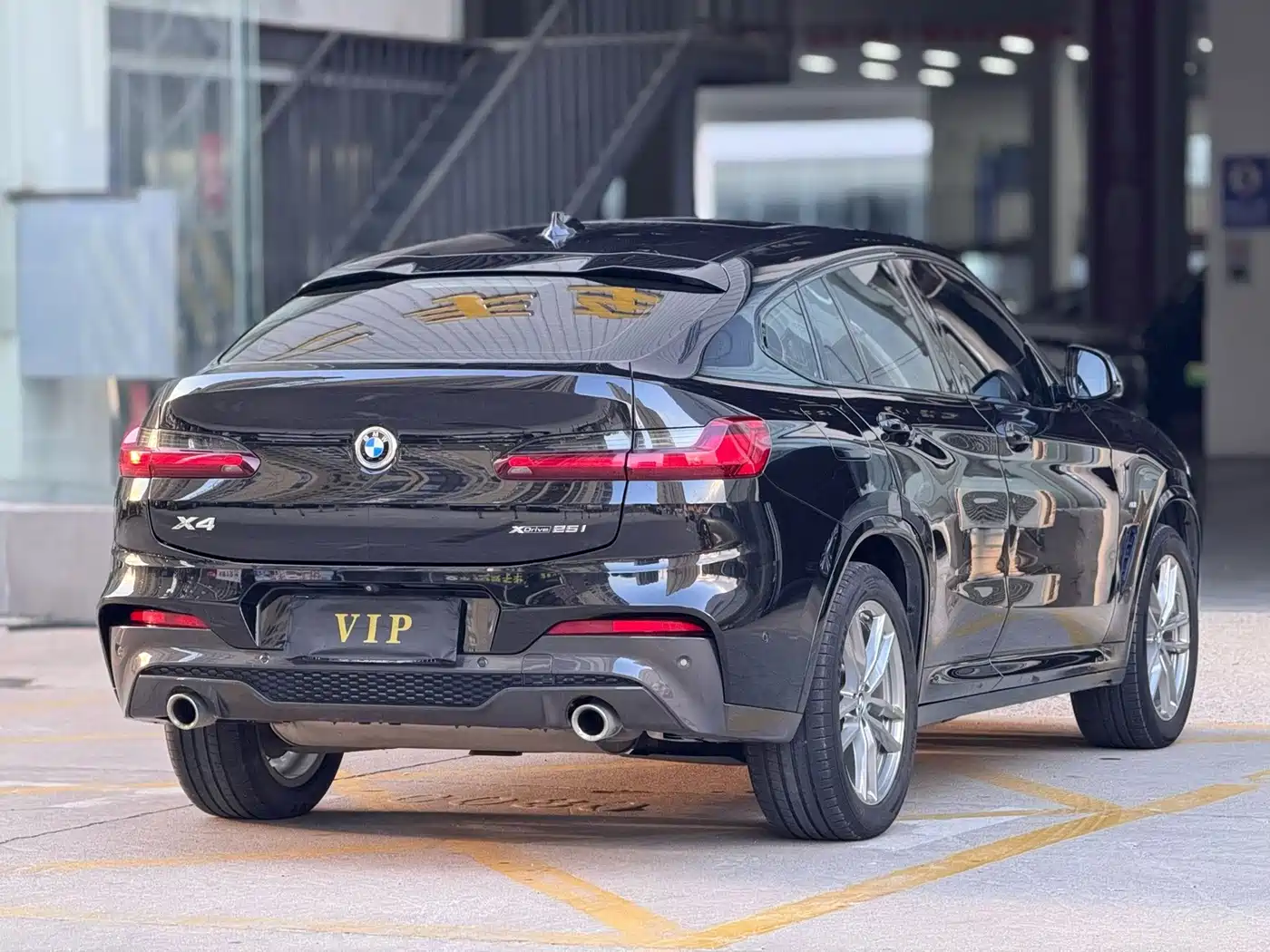 Фото 7 - BMW X4