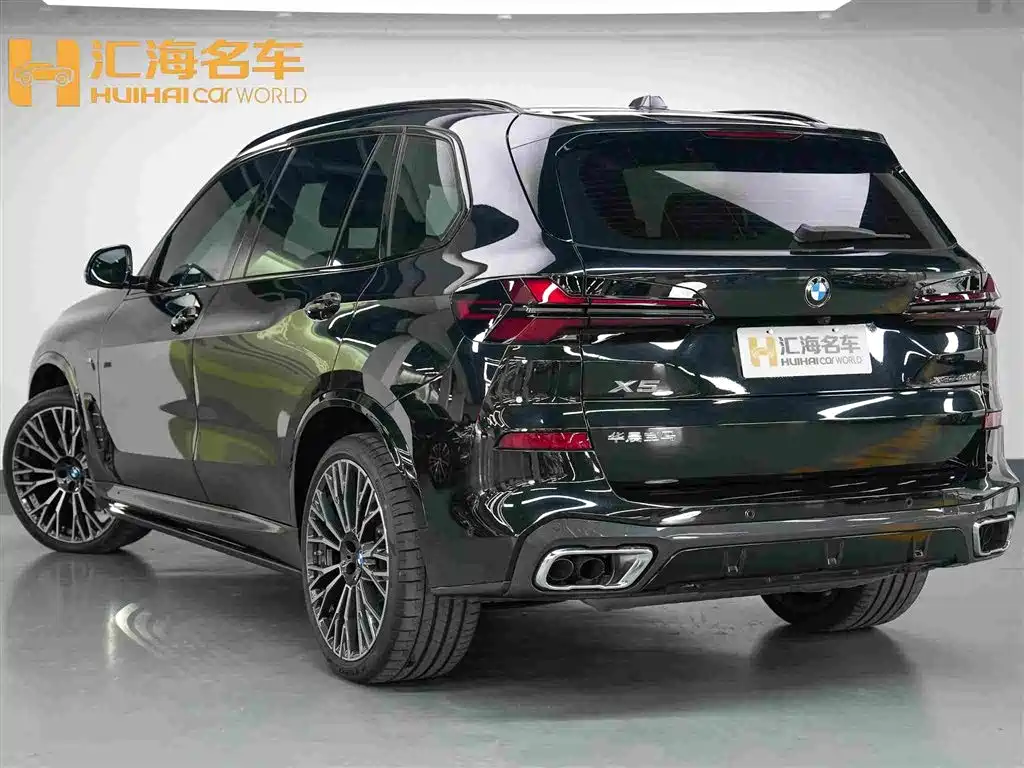 Photo 4 - BMW X5