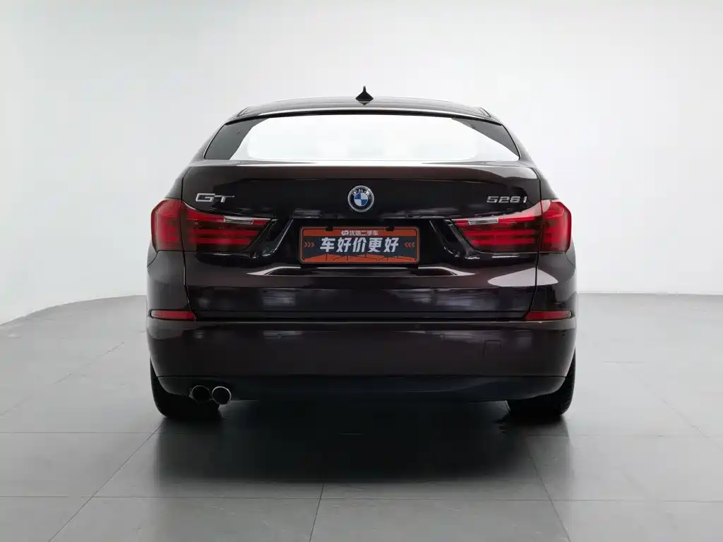 BMW 5 Series GT 2017 2015 528i Leading