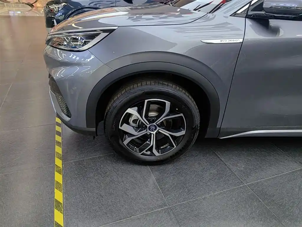 BYD Yuan PLUS 2024 Glory Edition 510KM Leading фото 23