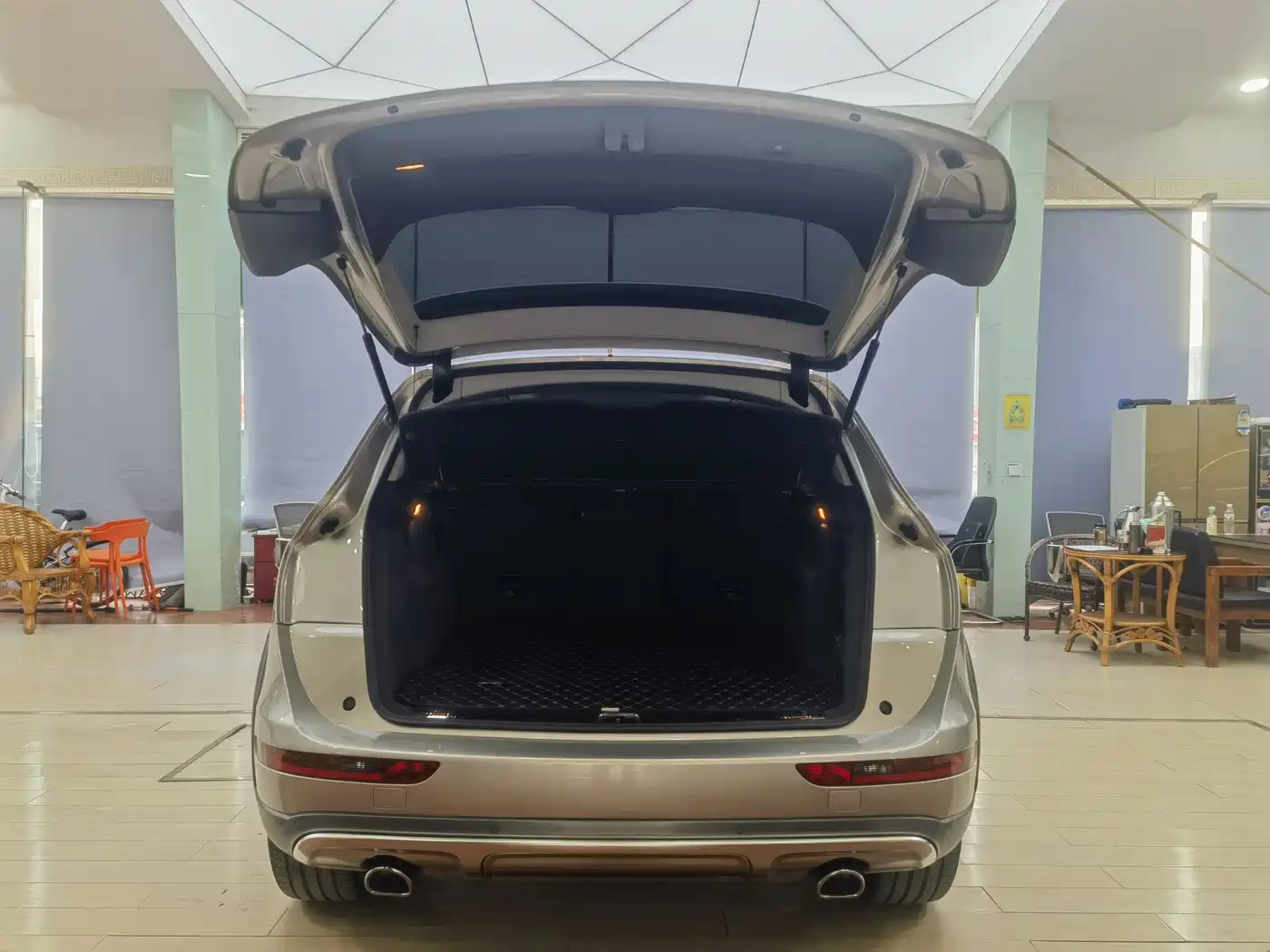 AUDI Q5