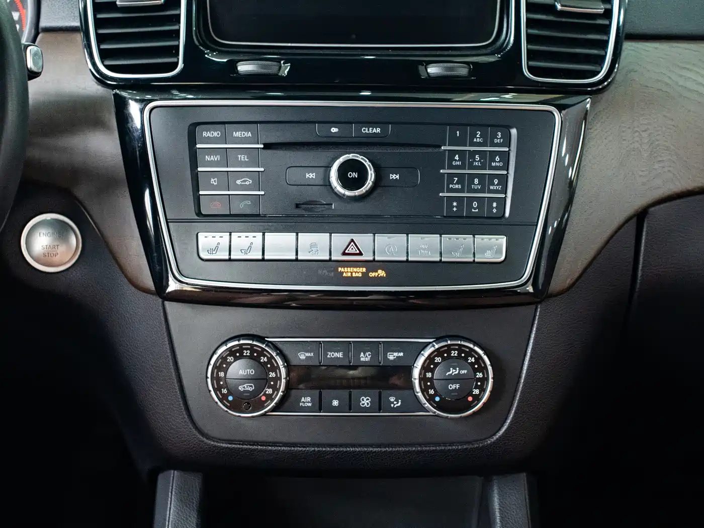Mercedes-Benz GLS 2018 GLS 400 4MATIC Luxury фото 13