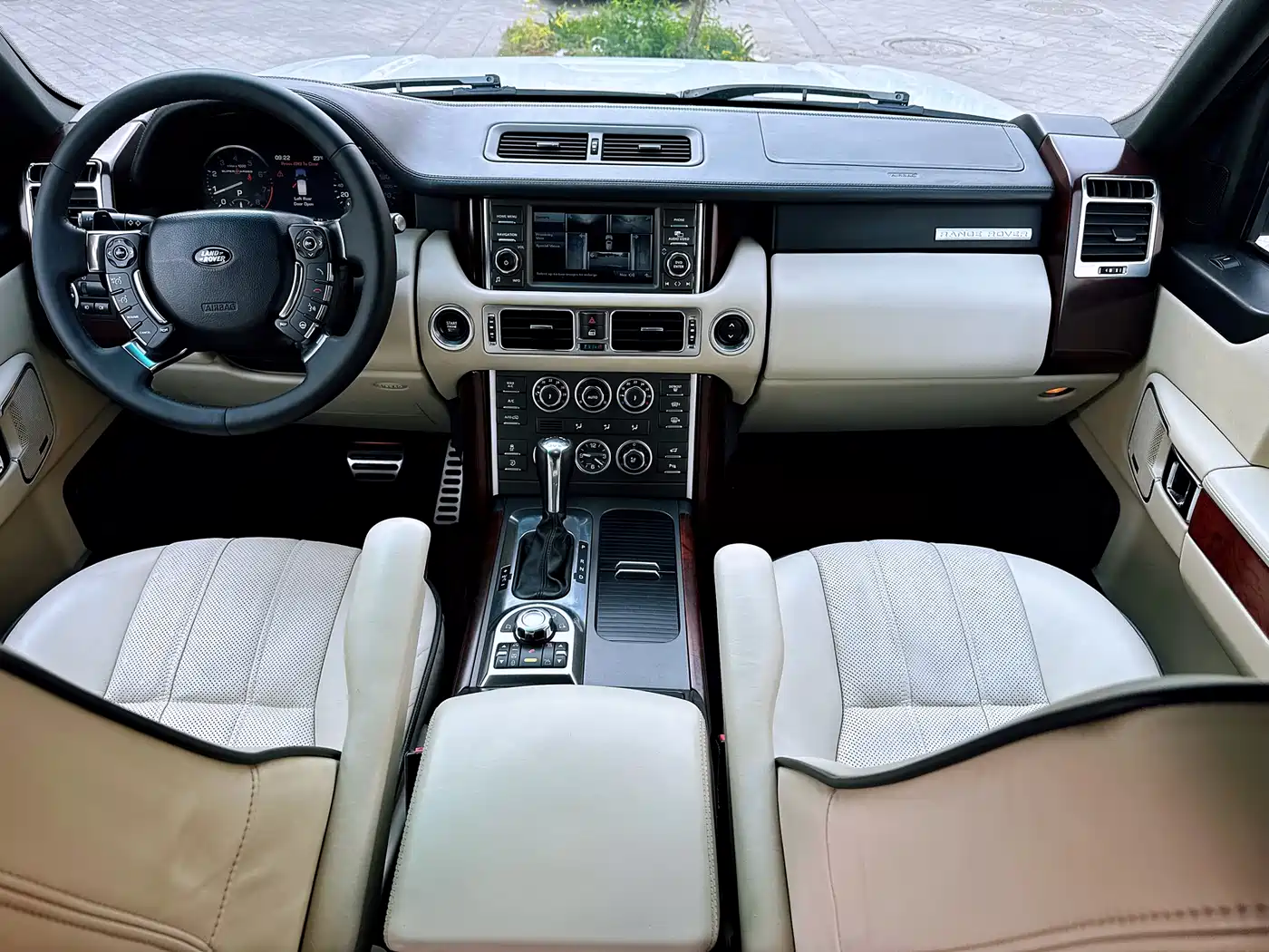 Land Rover Range Rover 2012 5.0 SC V8 фото 12