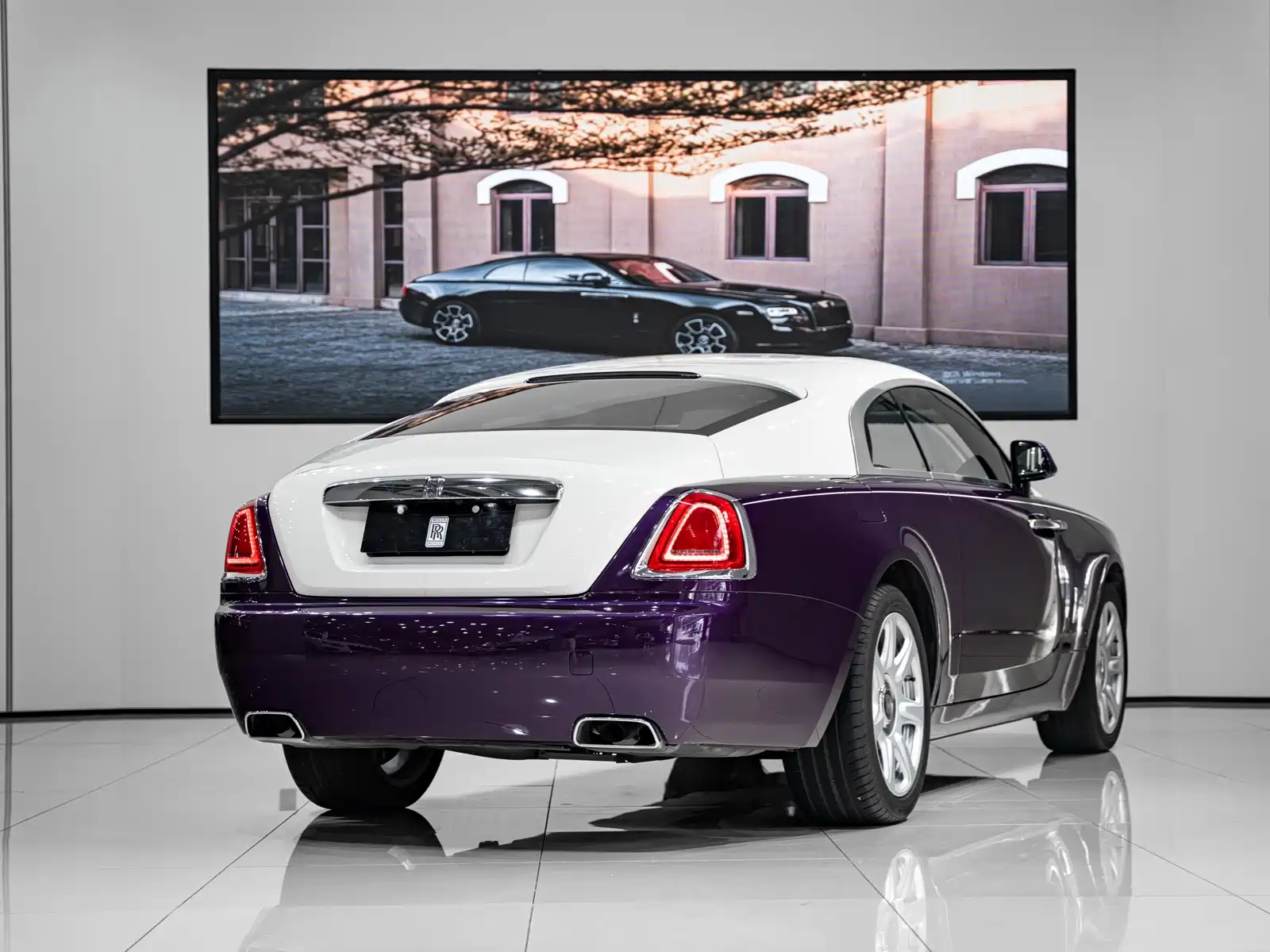 Фото 5 - Rolls-Royce Wraith