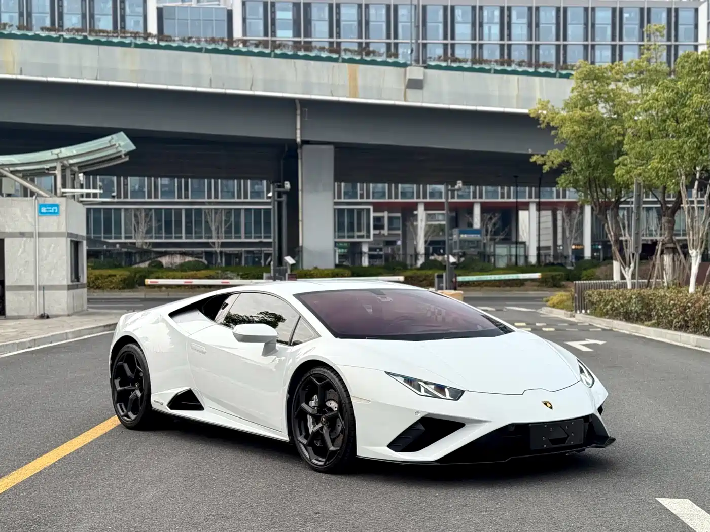 LAMBORGHINI HURACÁN