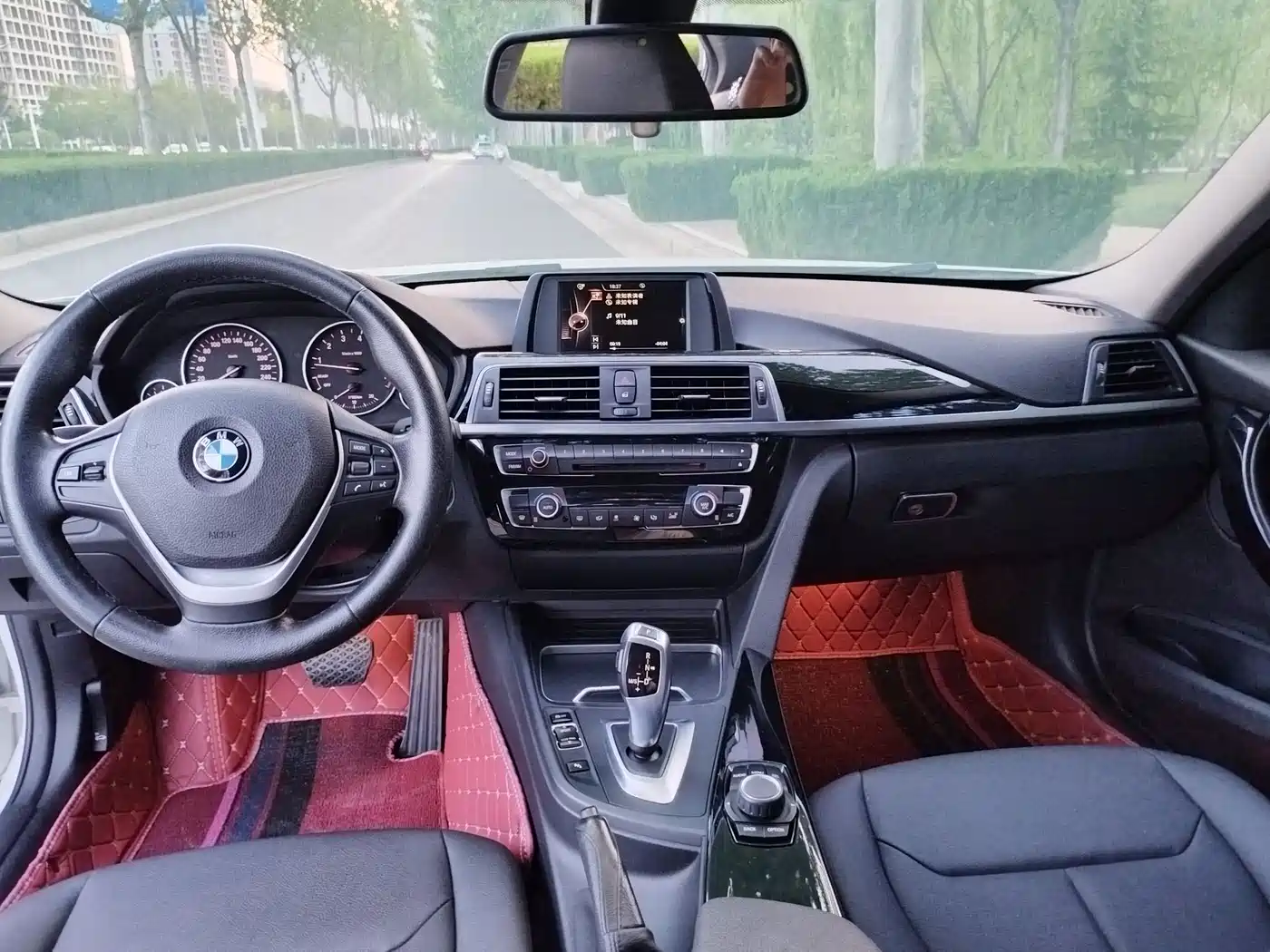 BMW 3 Series 2016 320Li Fashion Model фото 5